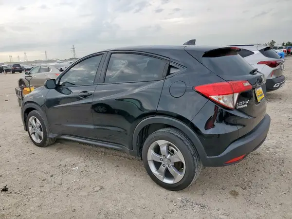 3CZRU6H38MM732564 2021 HONDA HR-V - Image 2