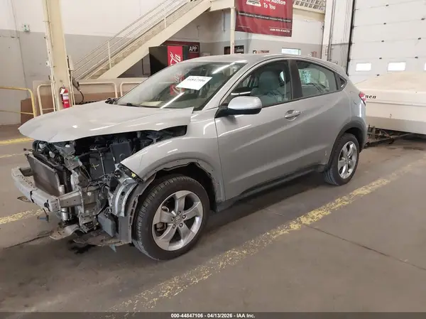 3CZRU6H38MM751146 2021 HONDA HR-V - Image 2