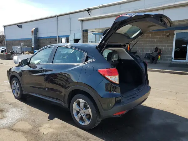 3CZRU6H38MM753205 2021 HONDA HR-V - Image 2