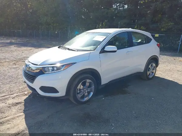 3CZRU6H38NM700182 2022 HONDA HR-V - Image 2