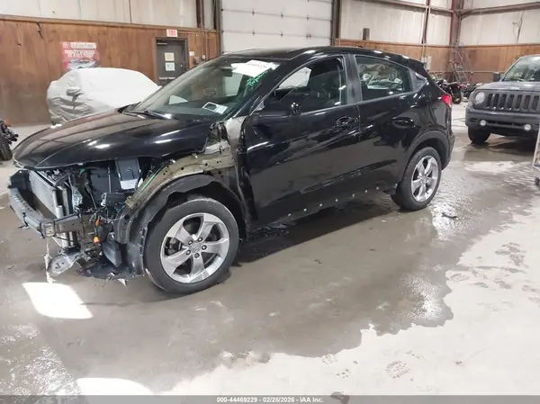 3CZRU6H38NM703664 2022 HONDA HR-V - Image 2