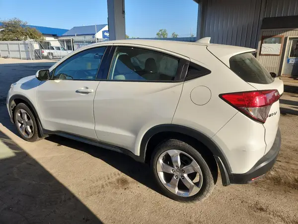 3CZRU6H38NM711408 2022 HONDA HR-V - Image 2