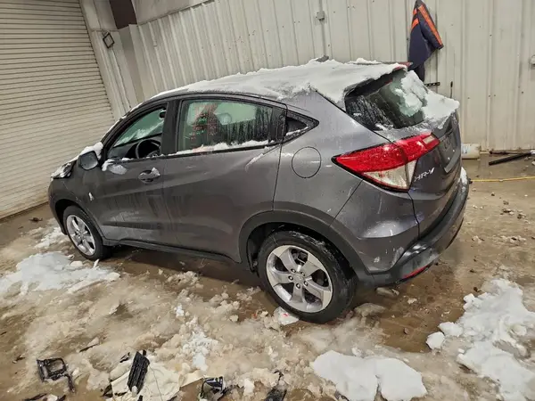 3CZRU6H38NM720500 2022 HONDA HR-V - Image 2