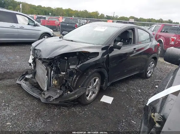 3CZRU6H38NM728113 2022 HONDA HR-V - Image 2