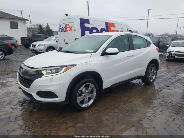 3CZRU6H38NM732839 2022 HONDA HR-V - Image 2