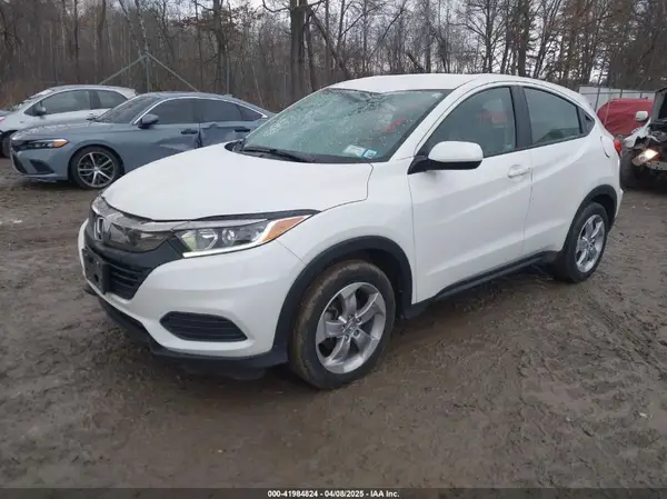 3CZRU6H38NM744764 2022 HONDA HR-V - Image 2