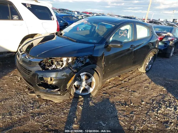 3CZRU6H38NM769857 2022 HONDA HR-V - Image 2