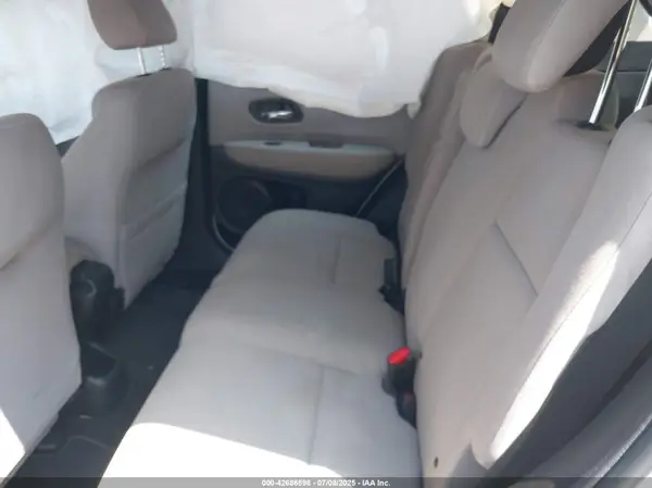 3CZRU6H39GM711713 2016 HONDA HR-V - Image 8