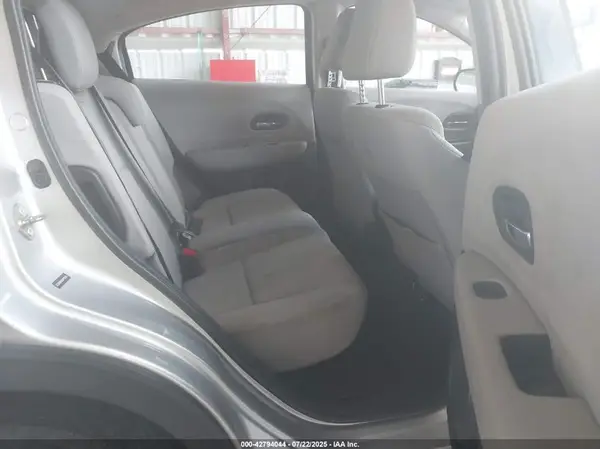 3CZRU6H39GM745232 2016 HONDA HR-V - Image 8