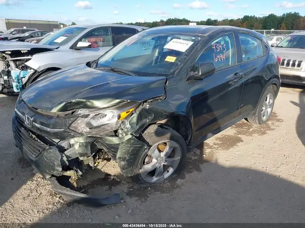 3CZRU6H39GM745800 2016 HONDA HR-V - Image 2