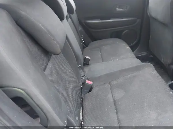3CZRU6H39GM747823 2016 HONDA HR-V - Image 8