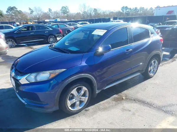 3CZRU6H39GM752004 2016 HONDA HR-V - Image 2