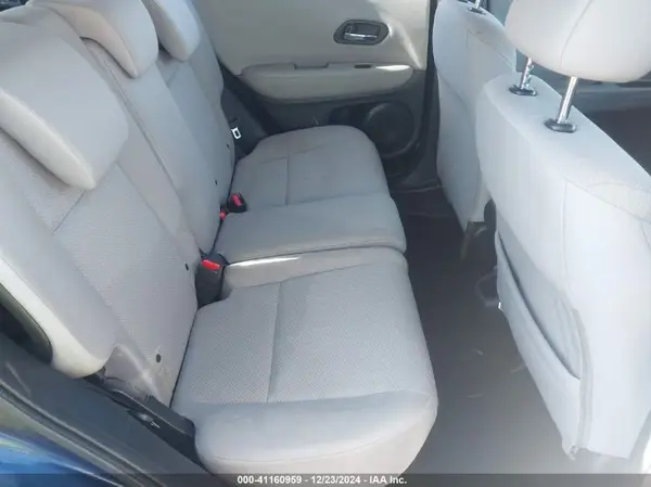 3CZRU6H39GM752004 2016 HONDA HR-V - Image 8
