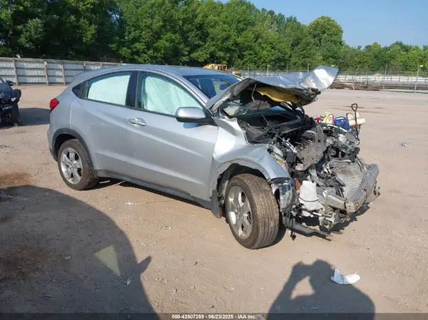 3CZRU6H39GM752844 2016 HONDA HR-V - Image 1