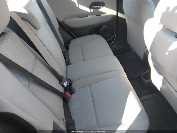3CZRU6H39GM753444 2016 HONDA HR-V - Image 8