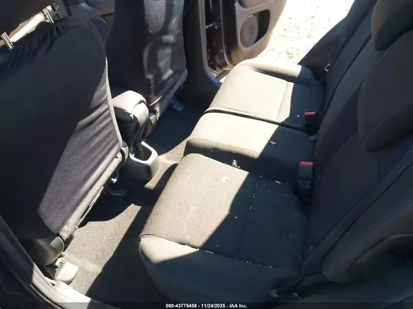 3CZRU6H39GM753931 2016 HONDA HR-V - Image 8
