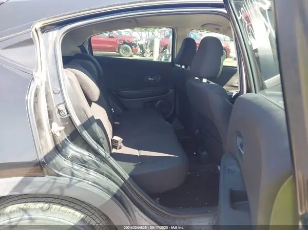 3CZRU6H39GM758465 2016 HONDA HR-V - Image 8