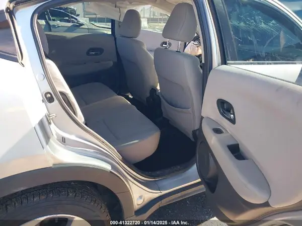 3CZRU6H39GM758501 2016 HONDA HR-V - Image 8