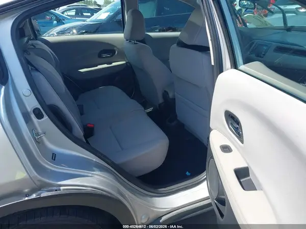 3CZRU6H39GM763665 2016 HONDA HR-V - Image 8