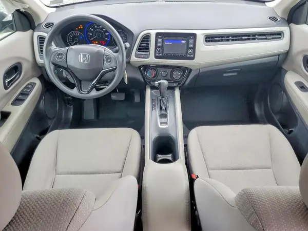 3CZRU6H39HG700579 2017 HONDA HR-V - Image 8
