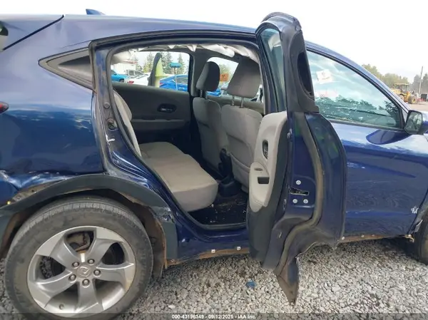 3CZRU6H39HG701229 2017 HONDA HR-V - Image 8