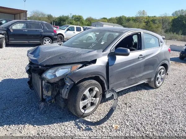 3CZRU6H39HG701568 2017 HONDA HR-V - Image 2