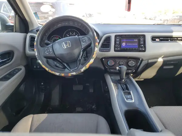 3CZRU6H39HG703594 2017 HONDA HR-V - Image 8