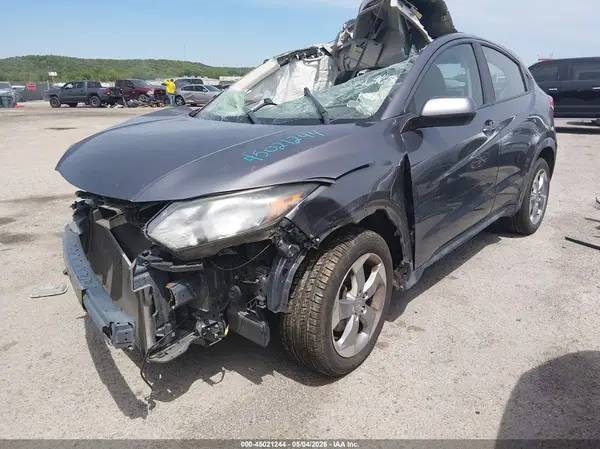 3CZRU6H39HG706303 2017 HONDA HR-V - Image 2