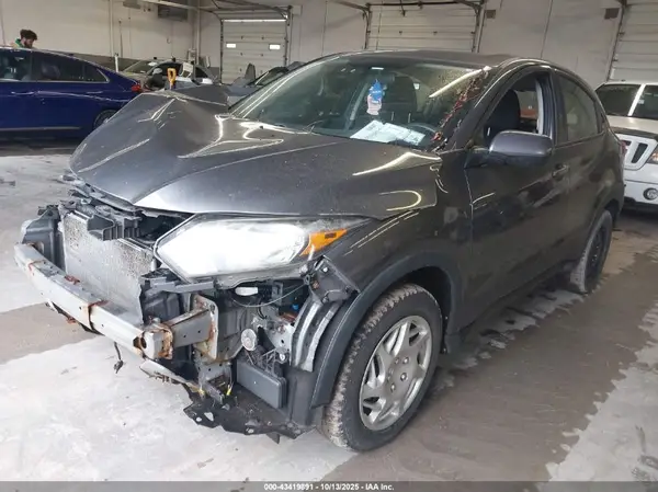 3CZRU6H39HM730456 2017 HONDA HR-V - Image 2