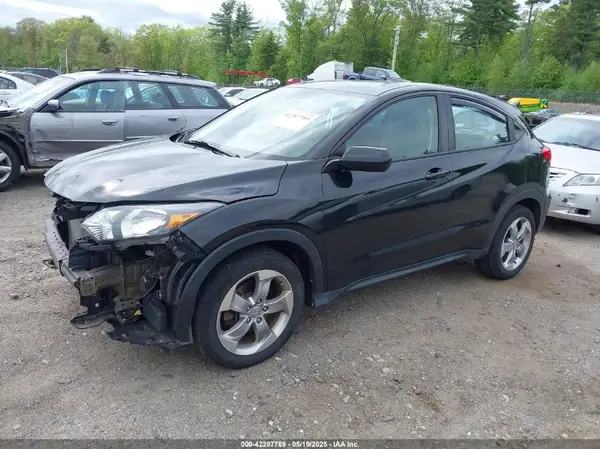 3CZRU6H39HM732739 2017 HONDA HR-V - Image 2