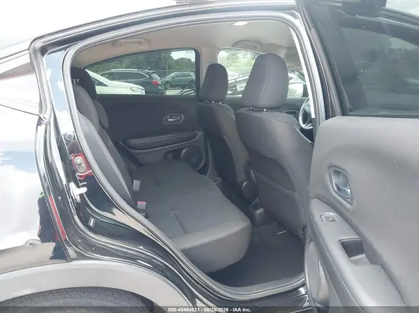 3CZRU6H39JG711023 2018 HONDA HR-V - Image 8