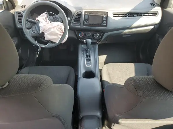 3CZRU6H39JG715136 2018 HONDA HR-V - Image 8