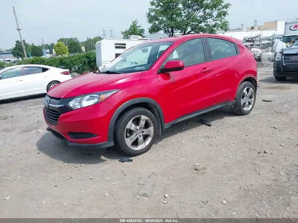 3CZRU6H39JG719882 2018 HONDA HR-V - Image 2