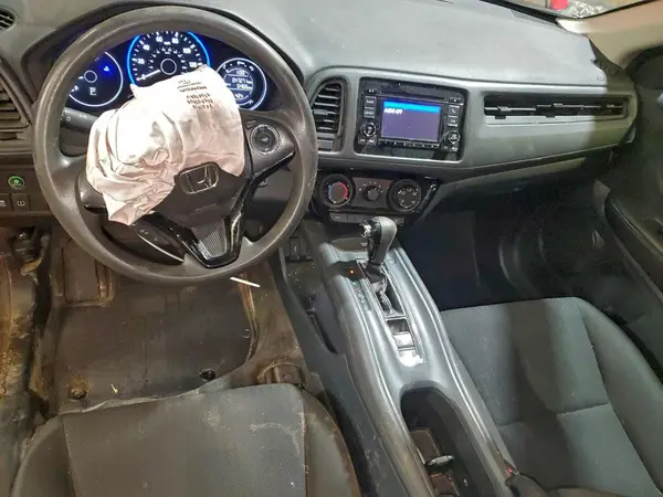 3CZRU6H39JG722121 2018 HONDA HR-V - Image 8
