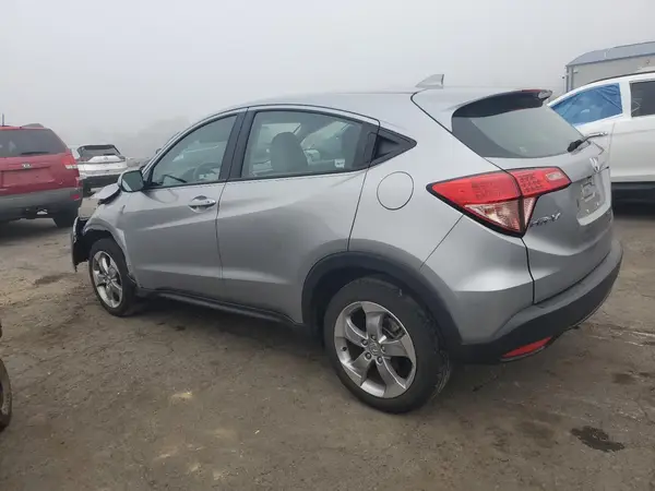 3CZRU6H39JG722636 2018 HONDA HR-V - Image 2