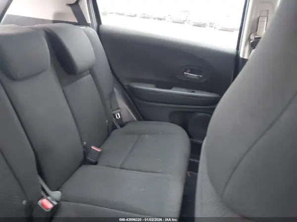 3CZRU6H39JG723222 2018 HONDA HR-V - Image 8
