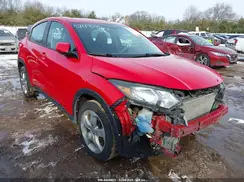 3CZRU6H39JG727318 2018 HONDA HR-V