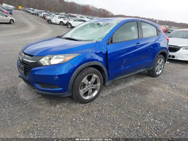 3CZRU6H39JG727559 2018 HONDA HR-V - Image 2