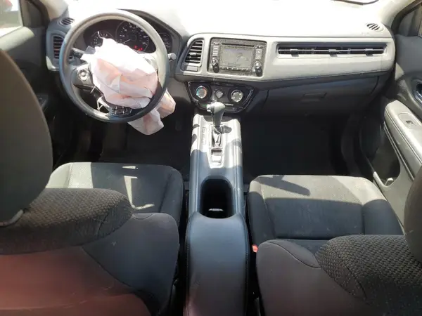 3CZRU6H39JG728999 2018 HONDA HR-V - Image 8