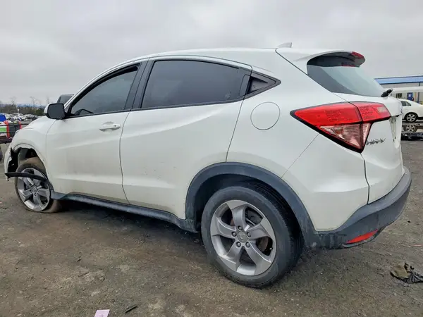 3CZRU6H39JM717759 2018 HONDA HR-V - Image 2