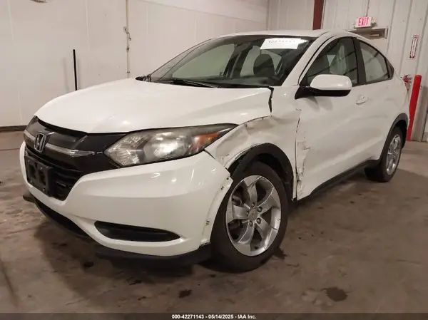 3CZRU6H39JM725439 2018 HONDA HR-V - Image 2