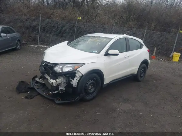 3CZRU6H39JM728289 2018 HONDA HR-V - Image 2