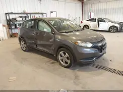 3CZRU6H39JM732021 2018 HONDA HR-V