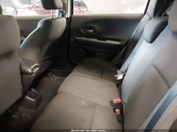 3CZRU6H39KG710049 2019 HONDA HR-V - Image 8