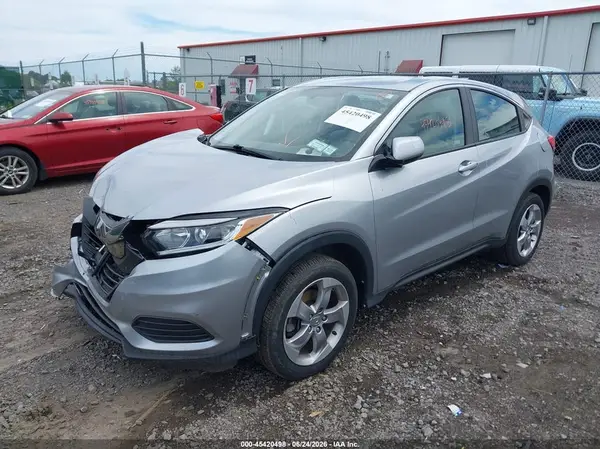 3CZRU6H39KG722699 2019 HONDA HR-V - Image 2