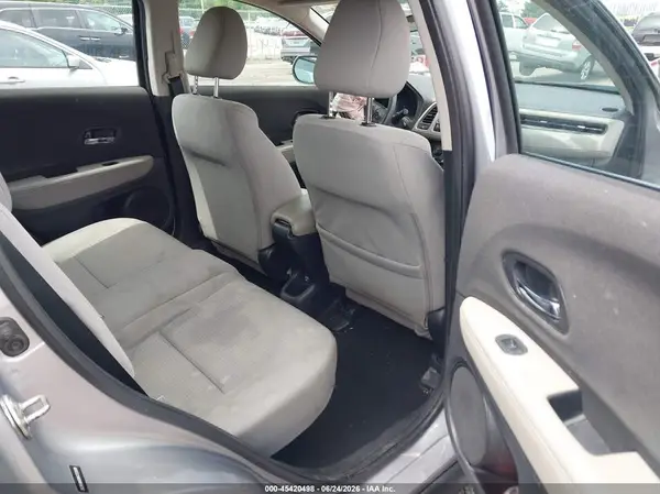 3CZRU6H39KG722699 2019 HONDA HR-V - Image 8