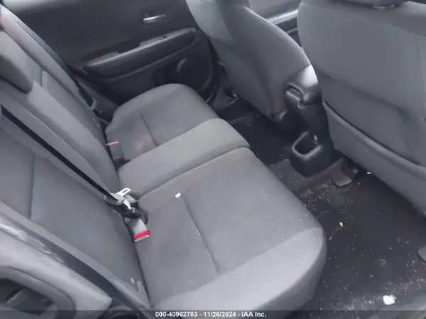 3CZRU6H39KG725909 2019 HONDA HR-V - Image 8