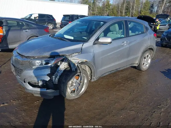 3CZRU6H39KG729698 2019 HONDA HR-V - Image 2