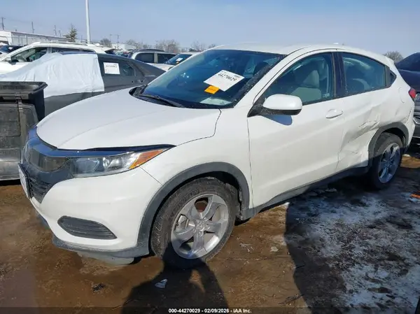 3CZRU6H39KM701806 2019 HONDA HR-V - Image 2