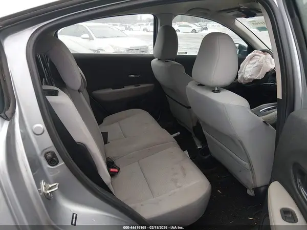 3CZRU6H39LM708563 2020 HONDA HR-V - Image 8